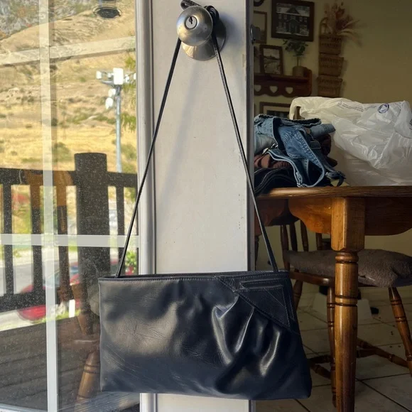 Partners by Mervyn's Trendy Clutch Leather Black Bag - Picture 3 of 7